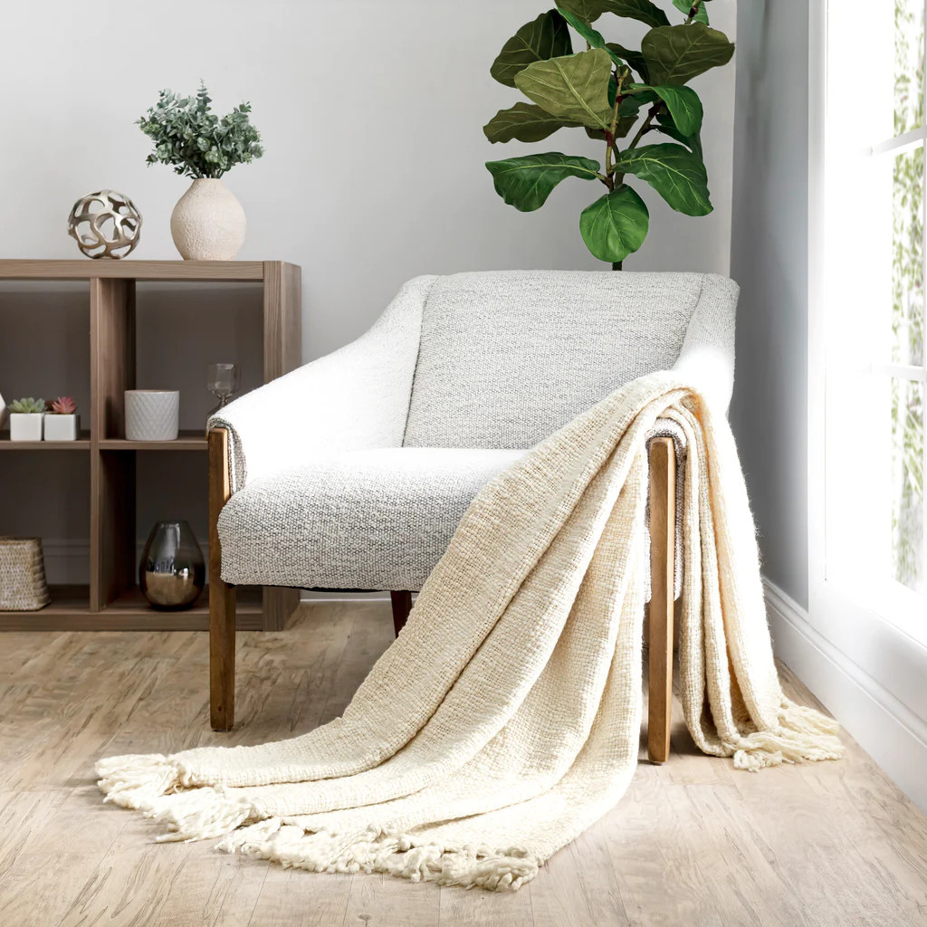 Slub-Yarn Throw Blanket online at LINENS & HUTCH | Linens and Hutch