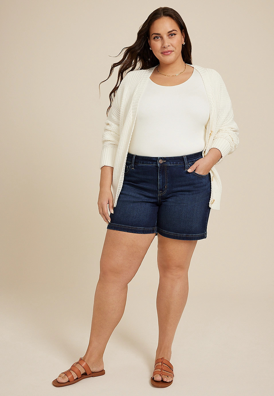 Plus Size m jeans by maurices™ Classic Mid Rise 6in Short | Maurices
