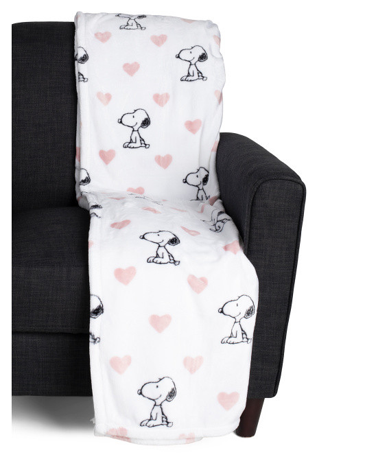 Snoopy Sitting Heart Throw | TJ Maxx