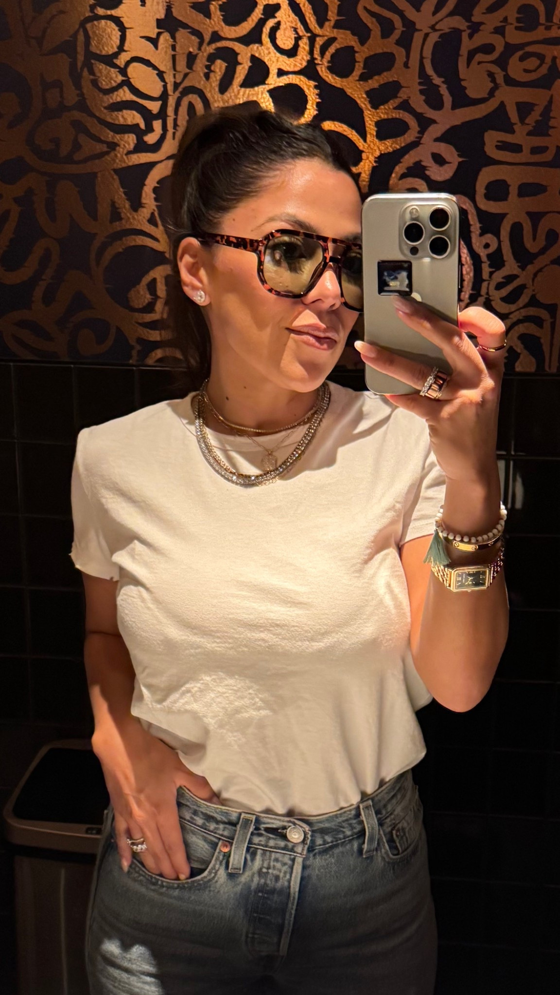 T- shirt is Zara 
Tagged as much as I could in jewelry 💗