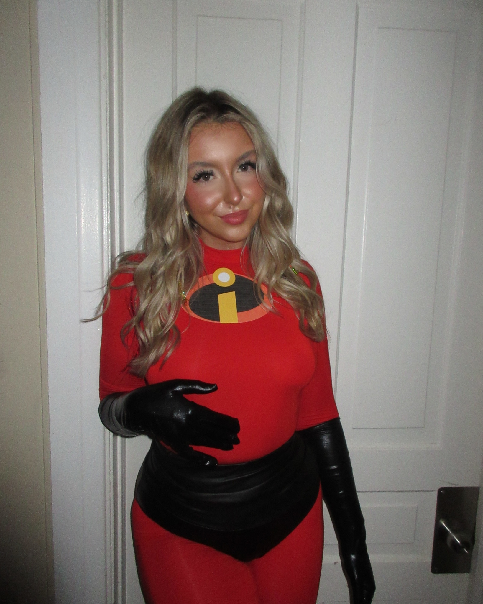 mrs incredibles halloween costume 🤍 for the logo we just printed it out and safety pinned to the jumpsuit 

#LTKpartywear #LTKcanada #LTKautumn