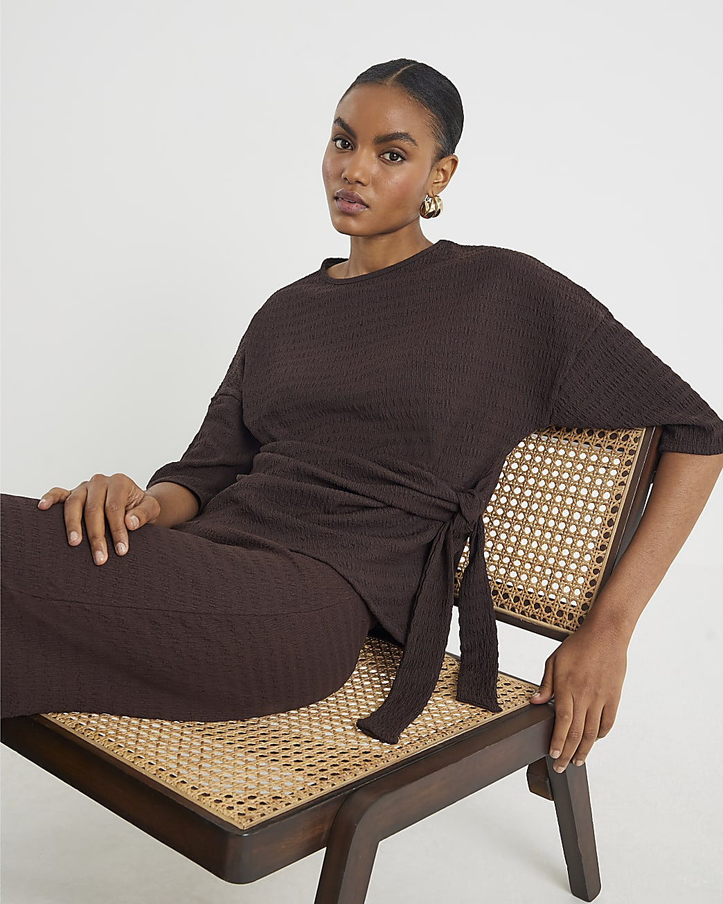 Brown Short Sleeve Textured Tie T-shirt | River Island UK & IE