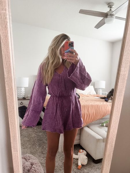 I am in LOVE with this romper! Bell sleeves. A fun wash. The purple is stunning and comes in a few colors 💜  did I mention it’s on sale!


Pink Lily | Fall Outfit | Long Sleeve Romper | Purple Outfit  | Concert Outfit 

#LTKsalealert #LTKSeasonal #LTKFind