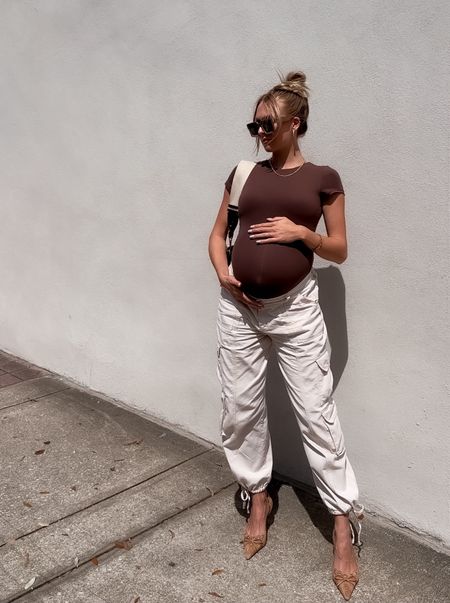 Spring maternity style, spring maternity fashion, spring maternity outfits, maternity outfits, bump style

#LTKbump #LTKfindsunder100 #LTKfindsunder50