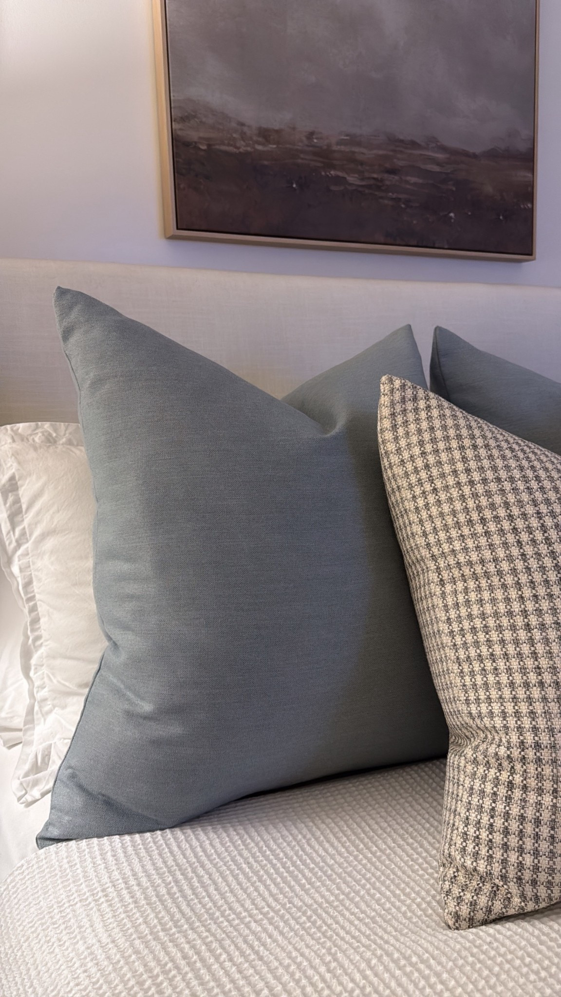 Swapping out my winter pillow covers for spring! 💙🌿🌷

Use code: KATE to save on my favorite bedding 

#LTKSeasonal #LTKHome #LTKmomlife