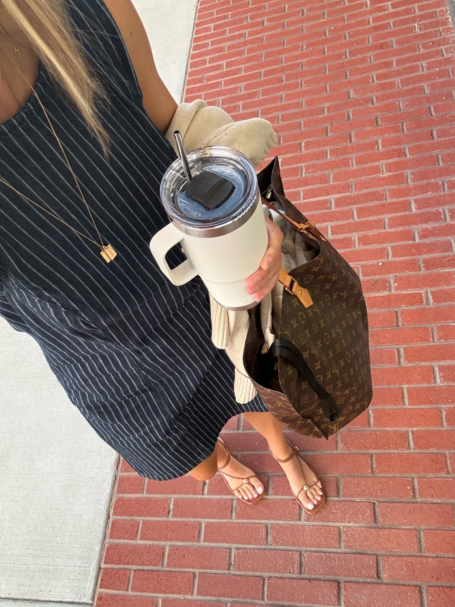 9 to 5 things

#LTKootd #LTKmomlife #LTKdayinmylife