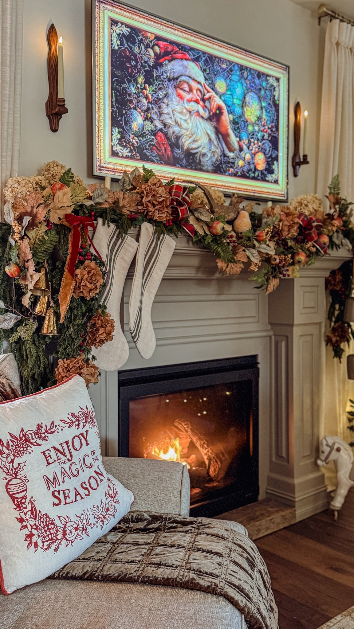 This garland 💯

#LTKHoliday #LTKHome #LTKSeasonal