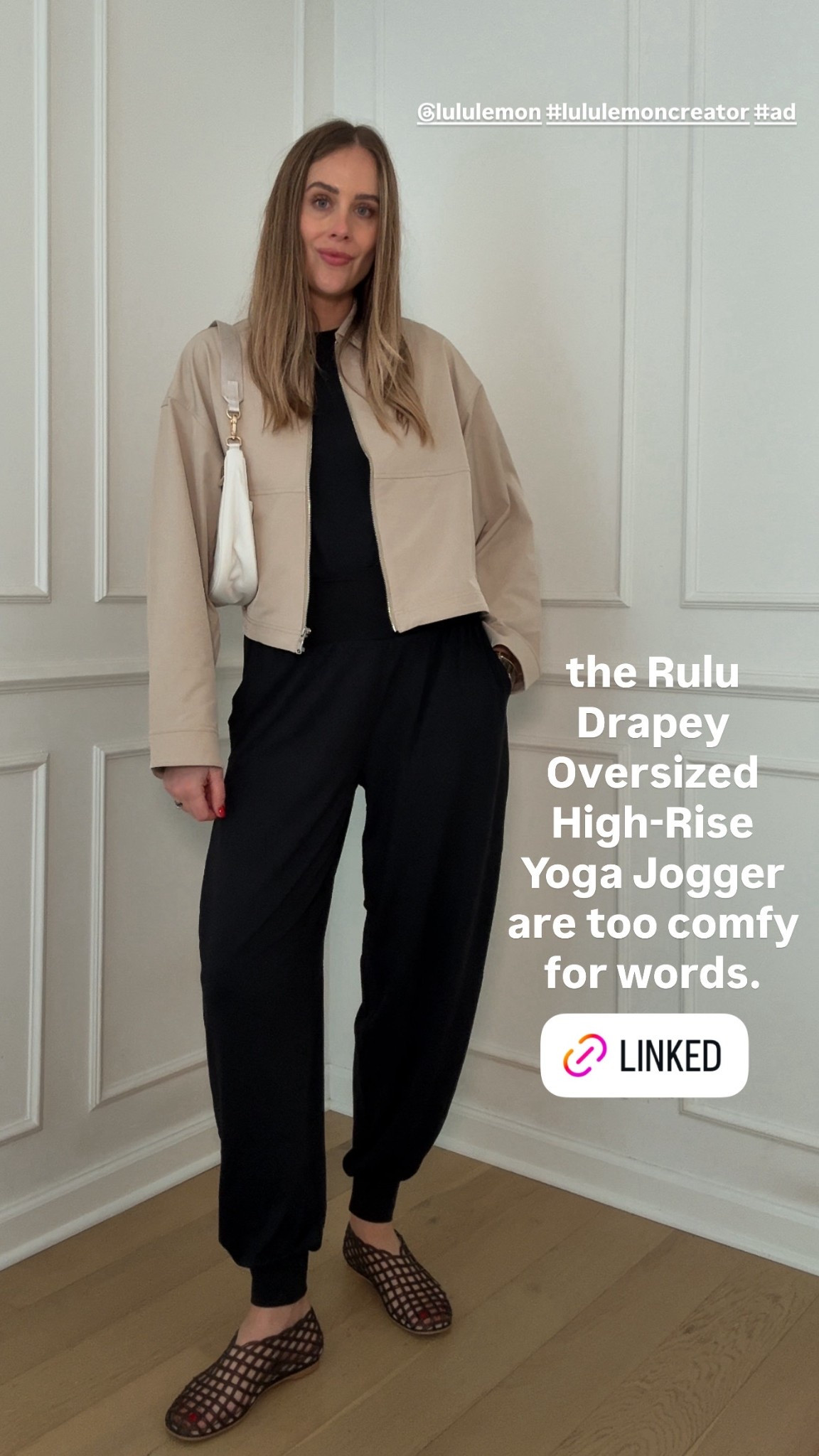 Fashion Jackson, @lululemon outfit 

#LTKActive #LTKOver40