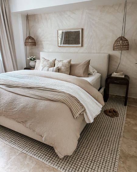 sandy summer bedding reset ☁️🐚🥥

sheets, comforter, duvet cover, sleeping pillows, throw pillows, quilt, throw blanket , rug, nightstand, mirror, neutral bedroom, bedroom decor, bedding

#LTKHome