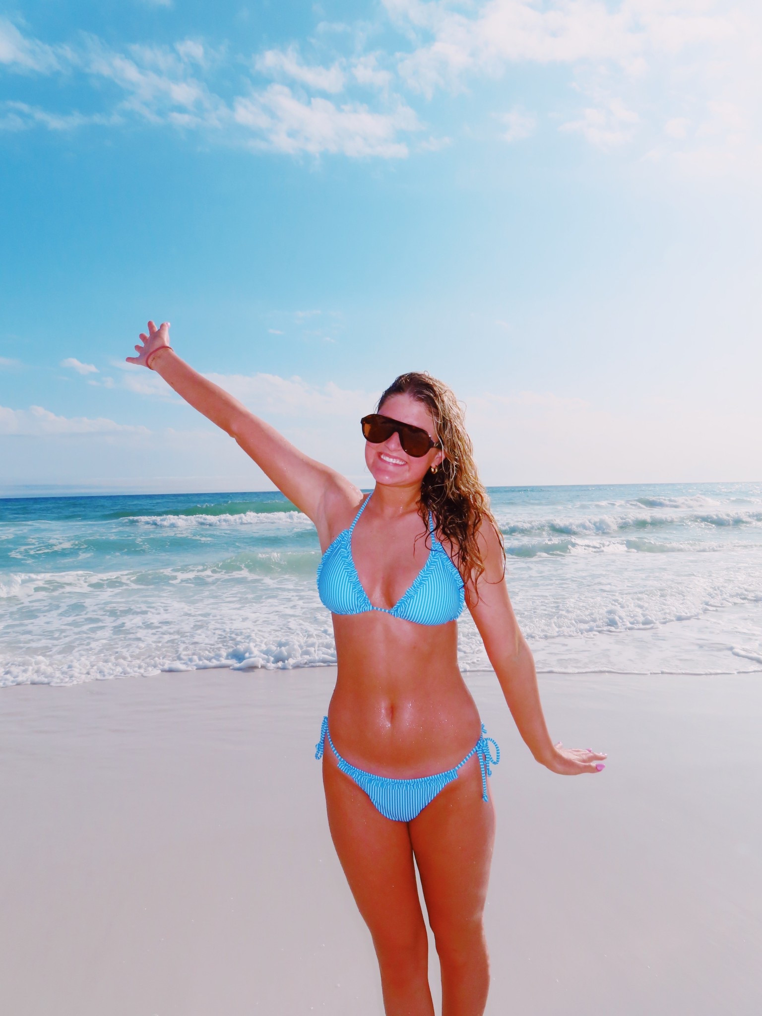 spring break swimmie🤸🏼‍♀️🤸🏼‍♀️

#LTKSpringSale #LTKFindsUnder50 #LTKSeasonal