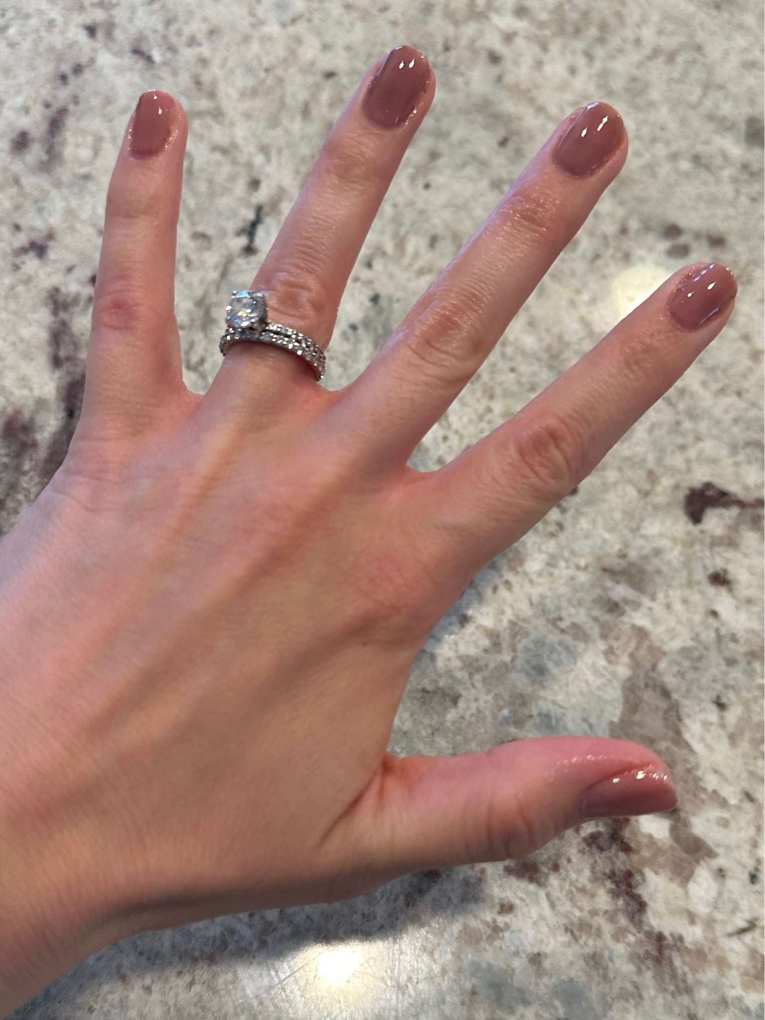 DIY gel Fall nails 
1st coat gellen 339
2nd coat gellen 315

#LTKunder50 #LTKSeasonal #LTKbeauty