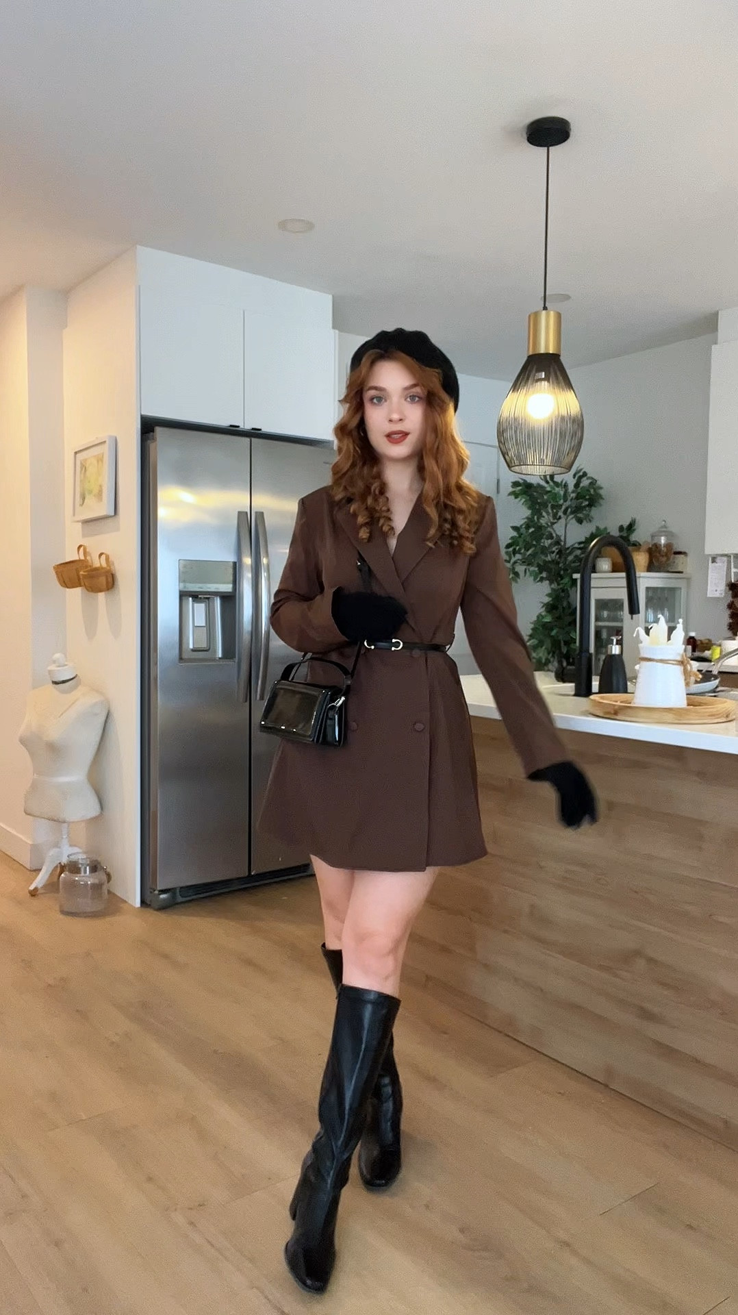 Classy look for winter 👜🕶️ 

#LTKworkwear #LTKwinter #LTKcanada