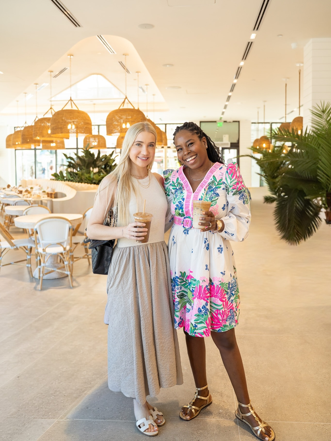 The joy of being at the new @puravidamiami in @downtownpalmbeachgardens with a longtime friend 💕

Definitely the biggest Pura Vida Miami in Palm Beach county, right at the center of one of my favorite places to spend time with my family @downtownpalmbeachgardens 

My dress is from @lillypulitzer and it’s part of the Sunshine SALE that’s happening now! Link in bio.