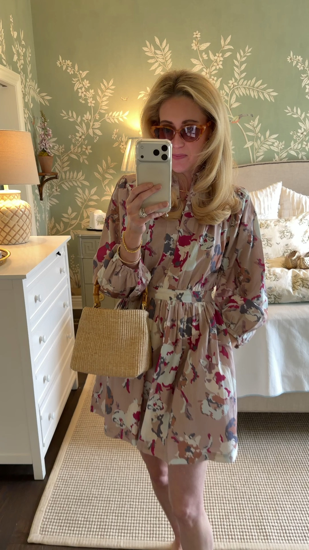 Spring dress from @loverlygrey @Cleobella !!! I’m wearing a size small! I love Brittany’s collection with Cleobella! There are so many pretty pieces! 

#datenightdress #springdresses #easterdresses 