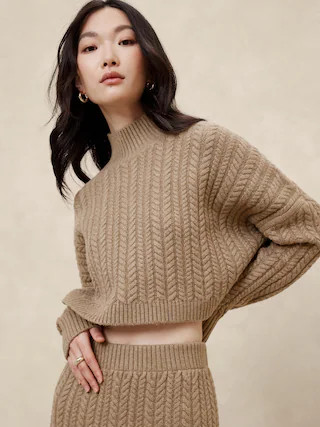 Cropped Cable Turtleneck Sweater | Banana Republic Factory