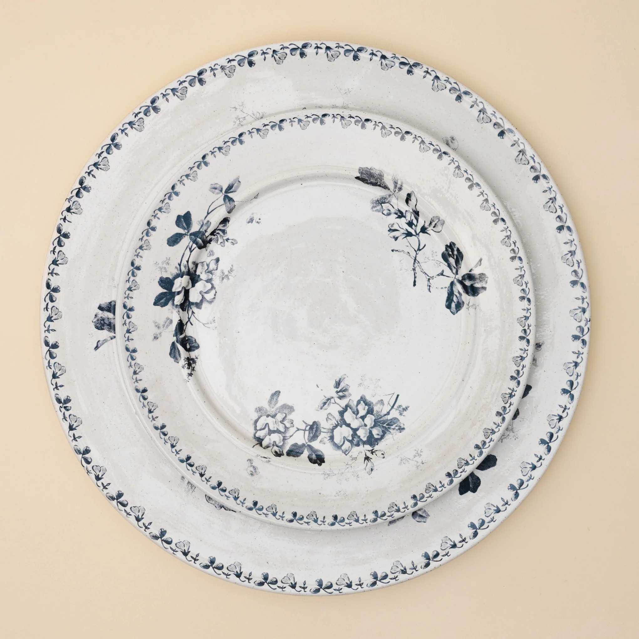 Heirloom Garden Navy Floral Plate | Magnolia