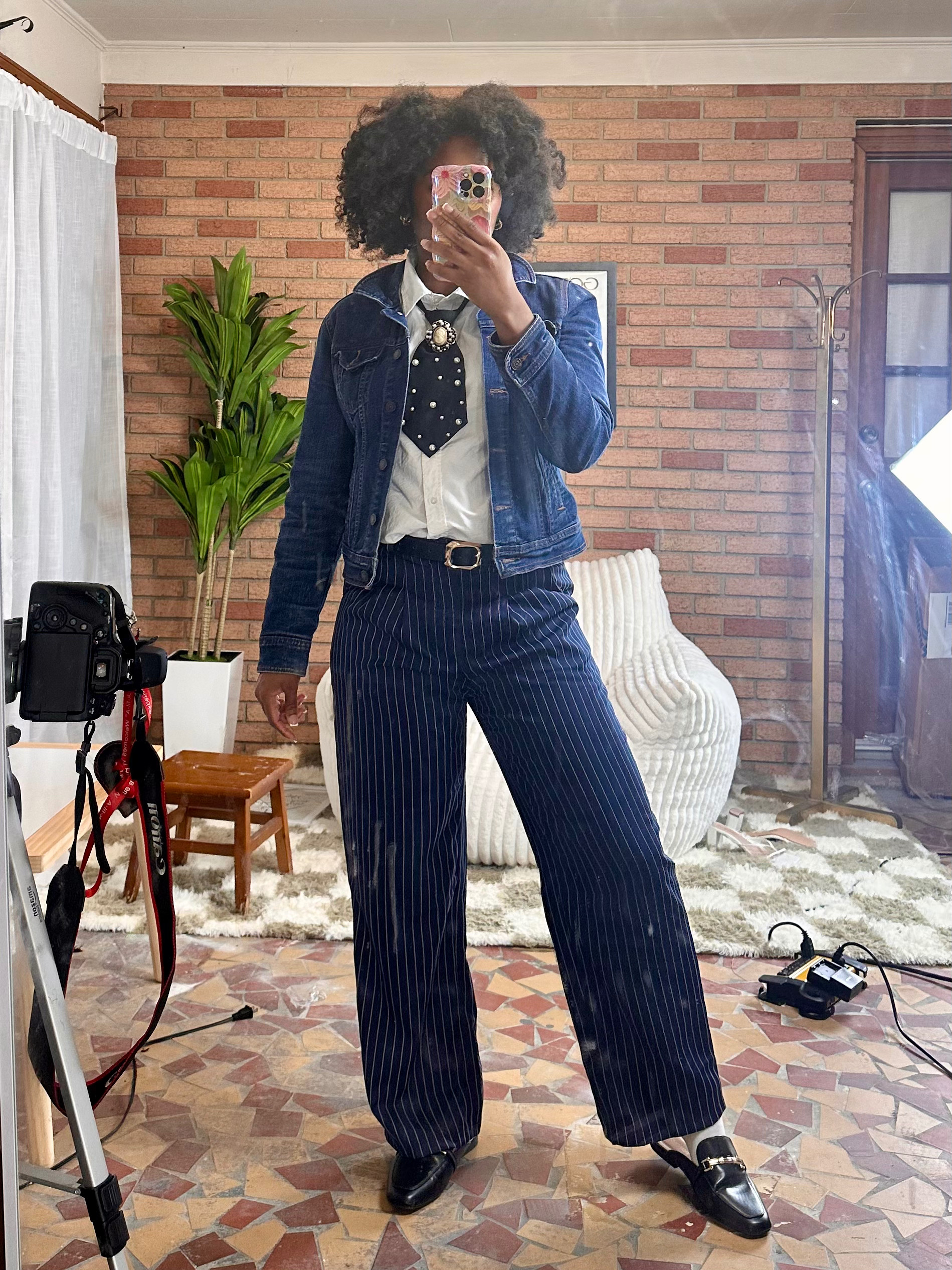 Preppy Girl Era Activated ✨👔

Pinstripe trousers with loafers + a denim jacket to tone it down. My kind of 9–5 uniform 😌🖤
#OOTD #WorkStyle #9to5Style 

 

#LTKootd #LTKWorkwear