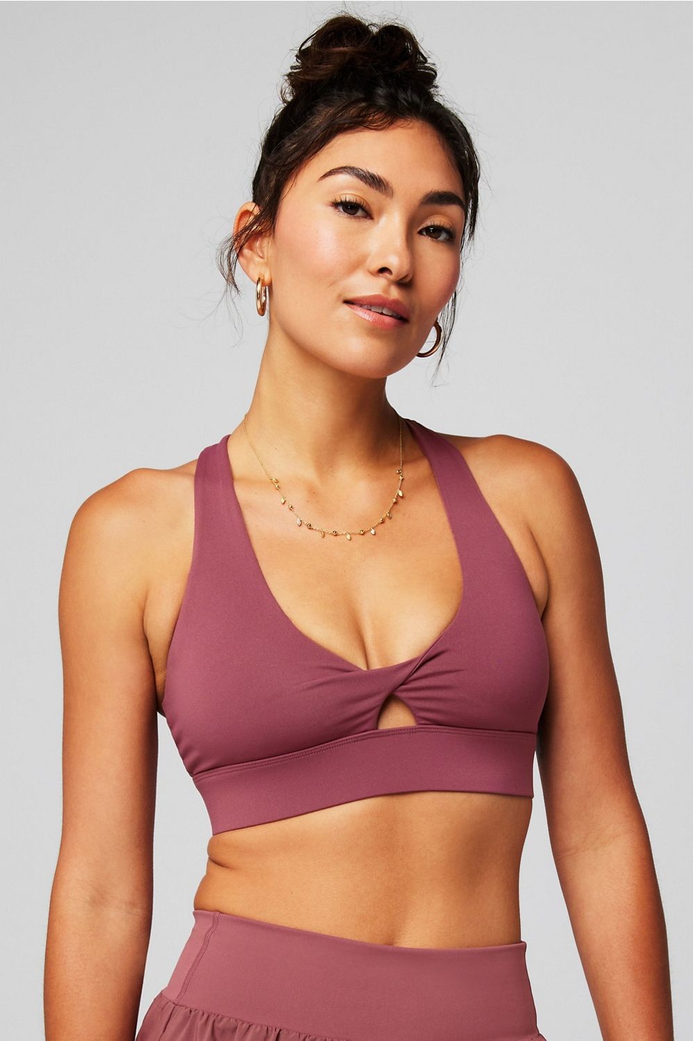 Oasis Twist Sports Bra | Fabletics - North America