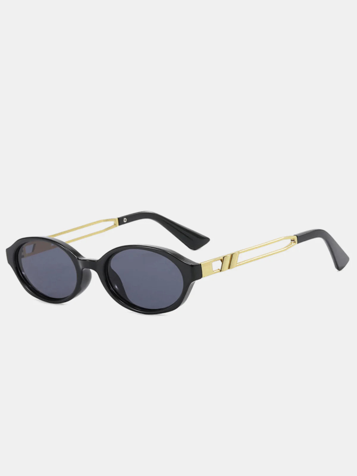 Metal Temple Oval Retro Sunglasses | Commense