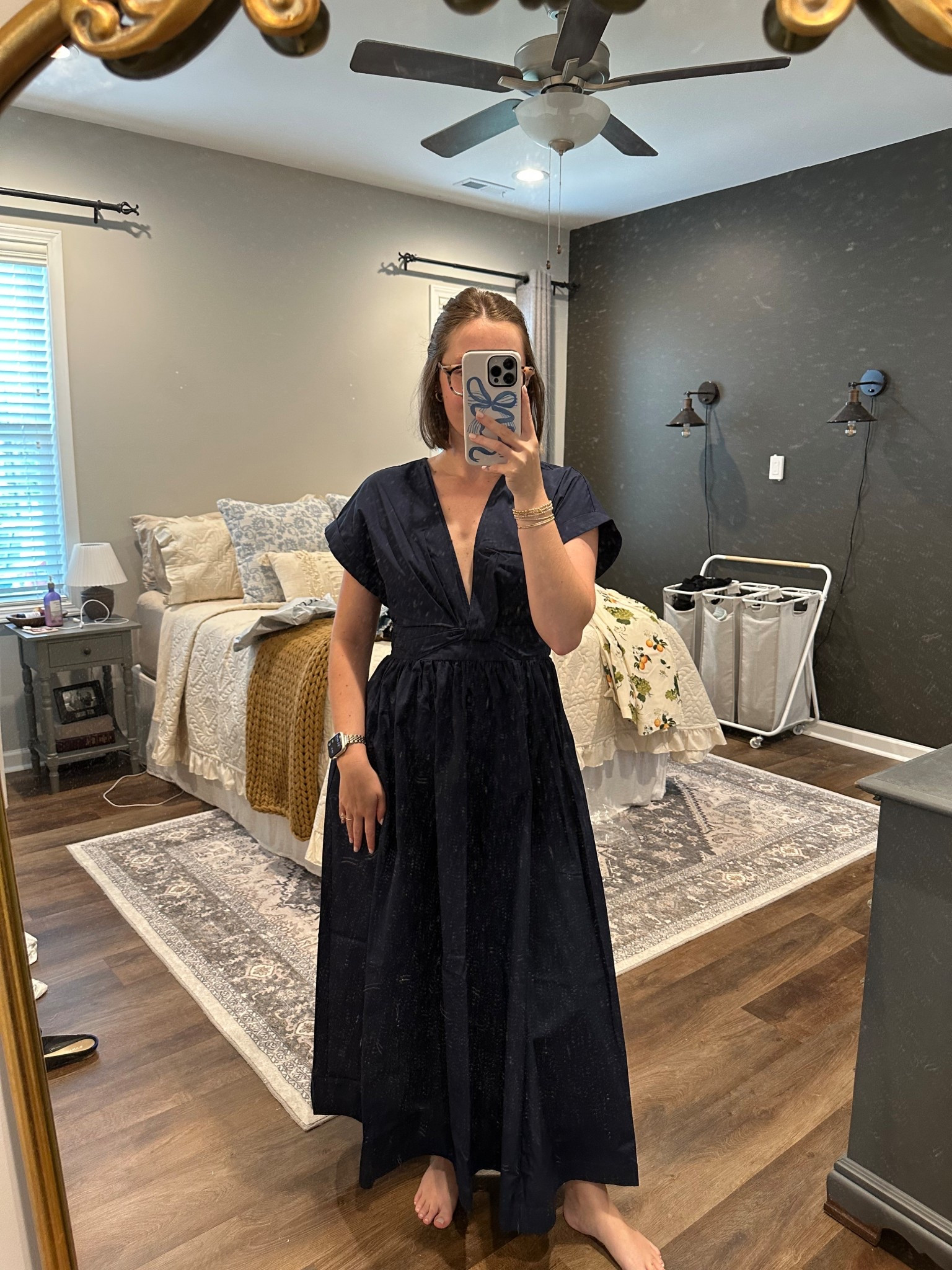 Classic navy is always a good idea!! 

Abercrombie Twist front dress

#LTKStyleTip #LTKSeasonal #LTKWorkwear