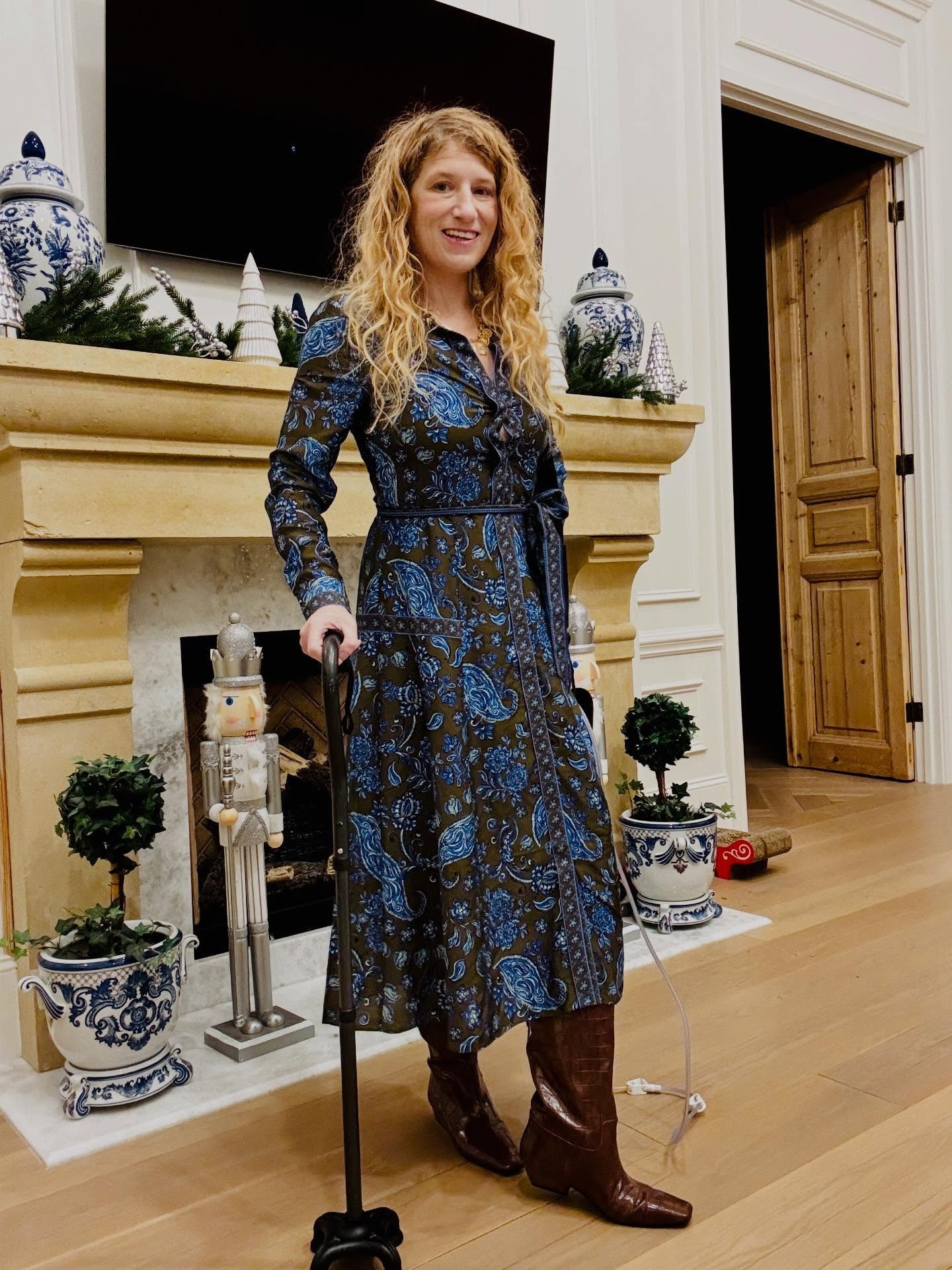 My birthday!!!!! Started with brunch at @cafemontebistro … then some @homegoods … @wholefoods and chilll … then dinner at @osterialucaclt !!! Was so full didn’t even touch cake I had at home so that’s for today!!!! 39 !!!! My health isn’t the best but it’s ok.. I am alive will celebrate everyday God gives me!! Thanks for enzymes to eat !!
.
. 
The LORD bless you and keep you; the LORD make his face shine on you and be gracious to you; the LORD turn his face toward you and give you peace. Numbers 6:24-26
 ,
Shop my look on @ltk.hq and @shopmy bellevueblue 
,
.
Styling .. birthday .. jewelry.. charlotte food .. gluten free eats .  Fashion .. winter .. verse happiness .. disability.. disabled.. positivity… style .. beauty .. makeup .. curls 
.
#stylefashion #birthdaygirl #disabled #positivity #beauty