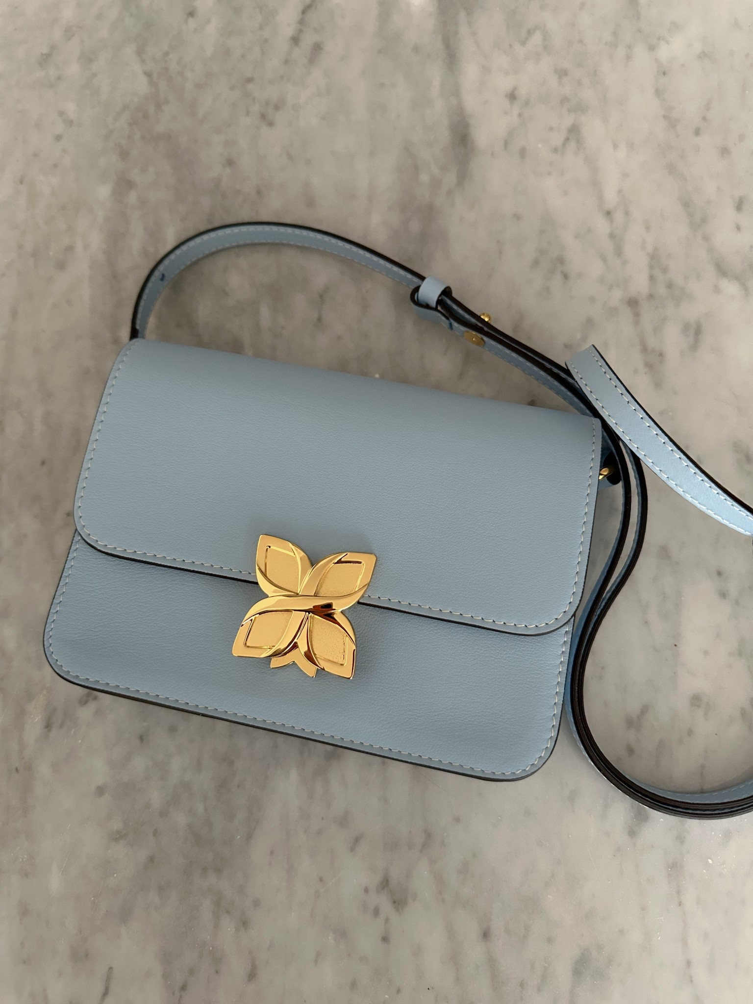 Welcoming my new Mini Hortensia bag from Fleuron Paris to my collection ✨🤗 

Perfect Spring bag in colour Bleu Glacier ✨

#LTKGiftGuide #LTKStyleTip #LTKItBag