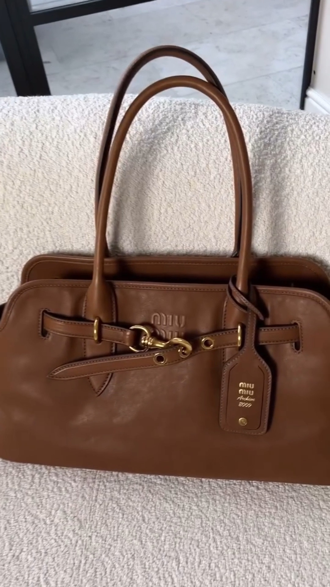 Best Christmas present 🤎  @miumiu Aventure in new SS25 size and colour Oak. 



#miumiu #miumiubag

#LTKfestive #LTKgiftguide #LTKxSelfridges
