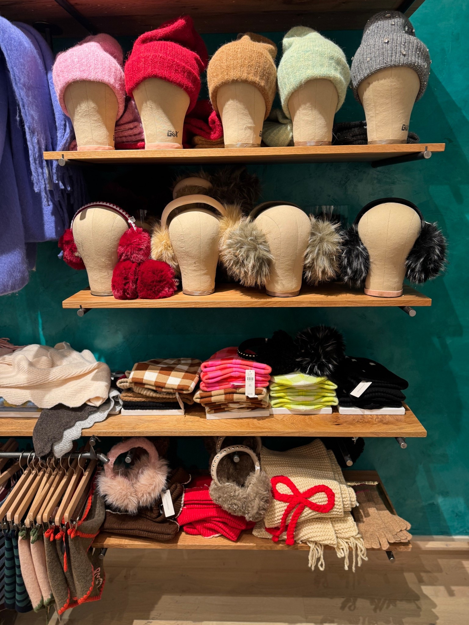 Winter accessories ❄️

Winter// Winter accessories // ear muffs //scarfs // beanies// Anthropologie // gift guide for her 

#LTKSeasonal #LTKGiftGuide #LTKFindsUnder50
