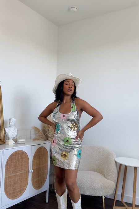 Festival Outfit Sparkling Coachella Outfit Idea | Cute Girlie Spring Outfit Ideas

#LTKFestival #LTKSeasonal #LTKstyletip