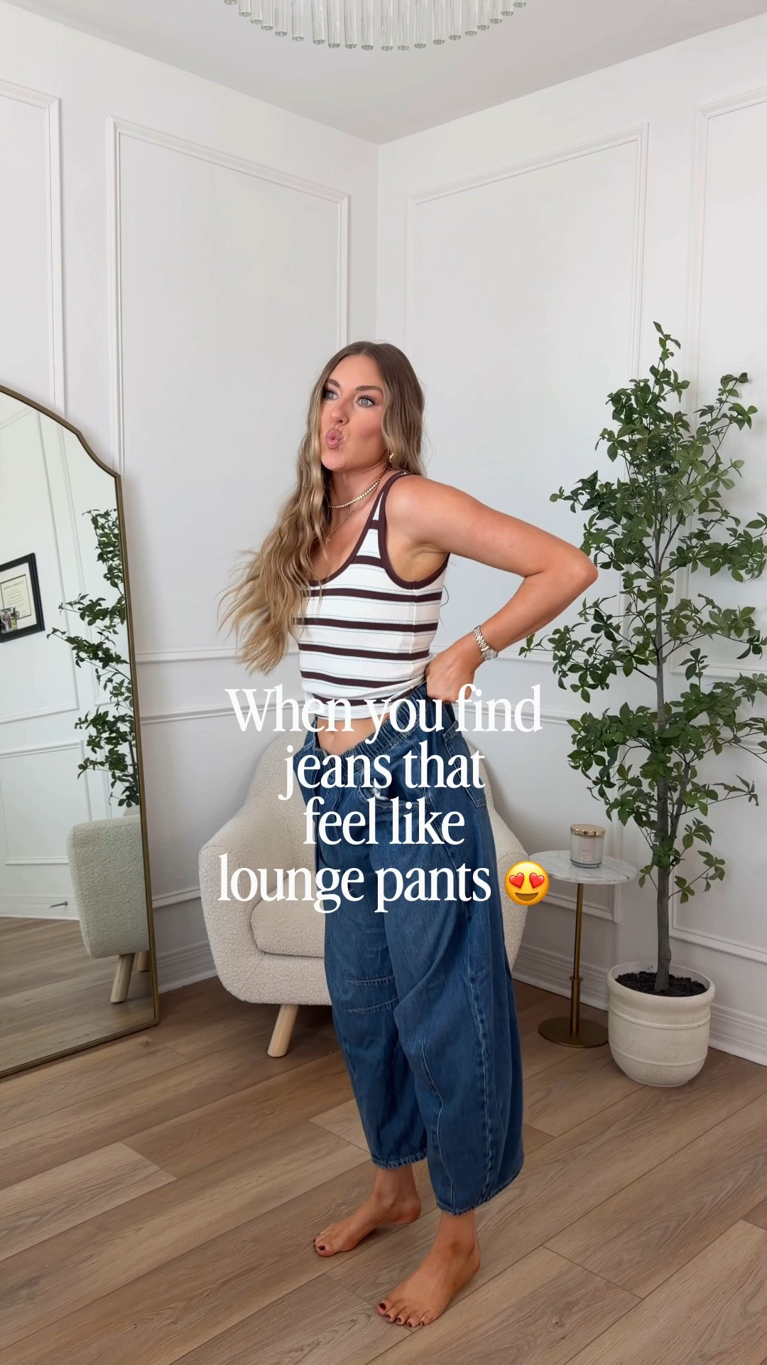 Love these pull-on jeans!! Wearing a small