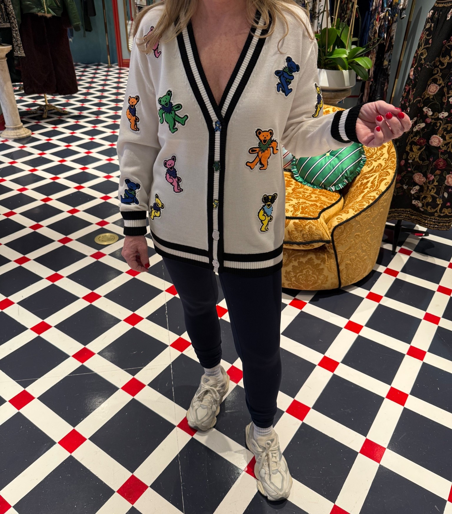 Alice + Olivia collab with Grateful Dead! 

#LTKdayinmylife #LTKHoliday #LTKGiftGuide