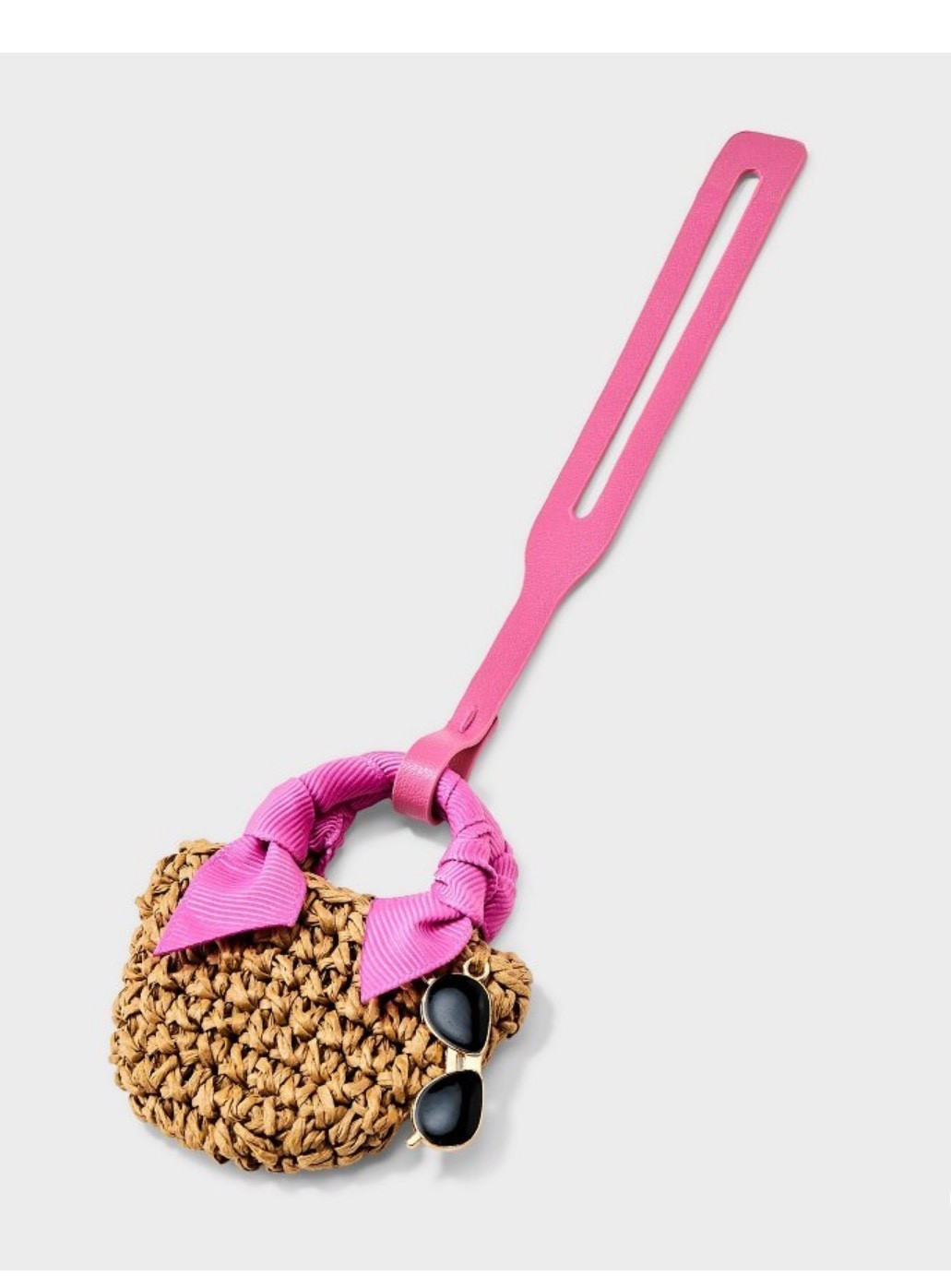 Straw Mini Tote Bag Charm
A New Day

Add a charming accent to your favorite handbag with this Straw Mini Tote Bag Charm from A New Day™.

#LTKTravel #LTKSeasonal #LTKWorkwear