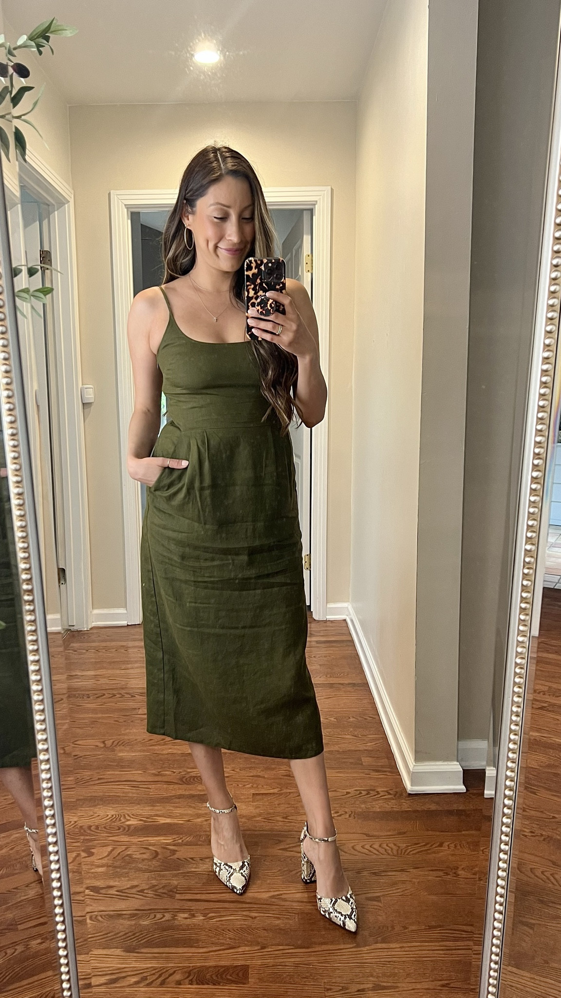 Can you tell Im really loving green this season 🧡✨ 100% linen dress that’s so comfortable and has pockets! #linen #linendress #summerdress #springdress

#LTKSeasonal #LTKwedding #LTKfindsunder100