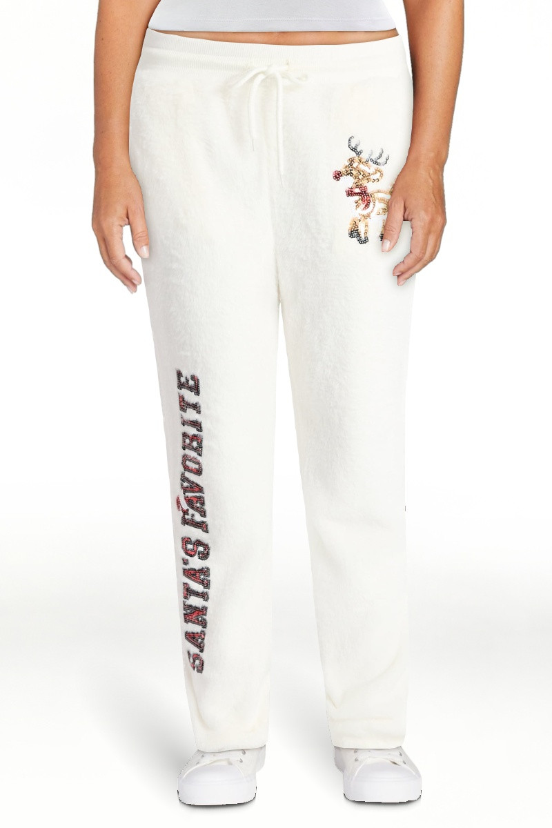 No Boundaries Christmas Plush Pants, 30'' Inseam, Women's, & Women's Plus | Walmart (US)