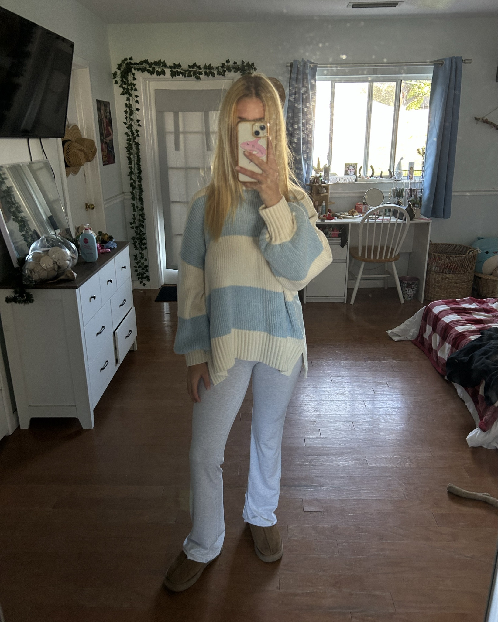 sweater weather ❄️🎧☃️

#LTKHoliday #LTKGiftGuide #LTKSeasonal