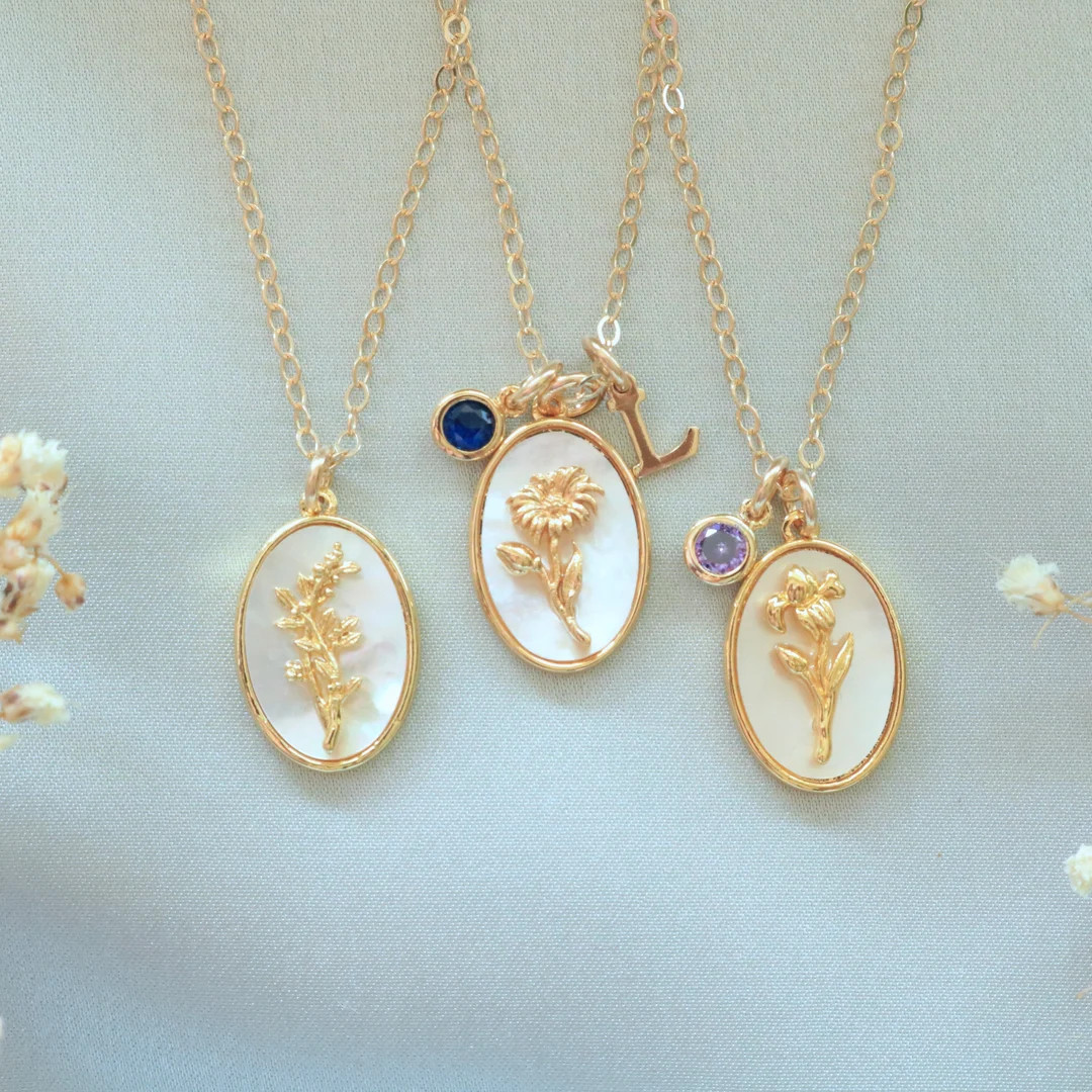 Personalised Birth Flower Necklace, Mother's Day Gift for Mom, Birthstone Jewelry, Bridesmaid Nec... | Etsy (US)