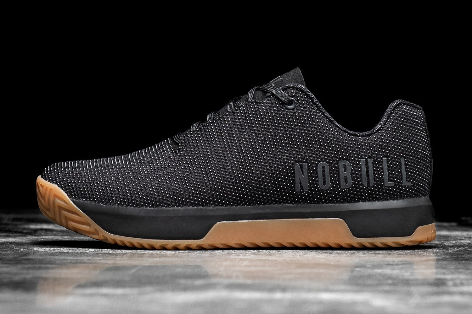 BLACK GUM TRAINER+ (WOMEN'S) | NOBULL