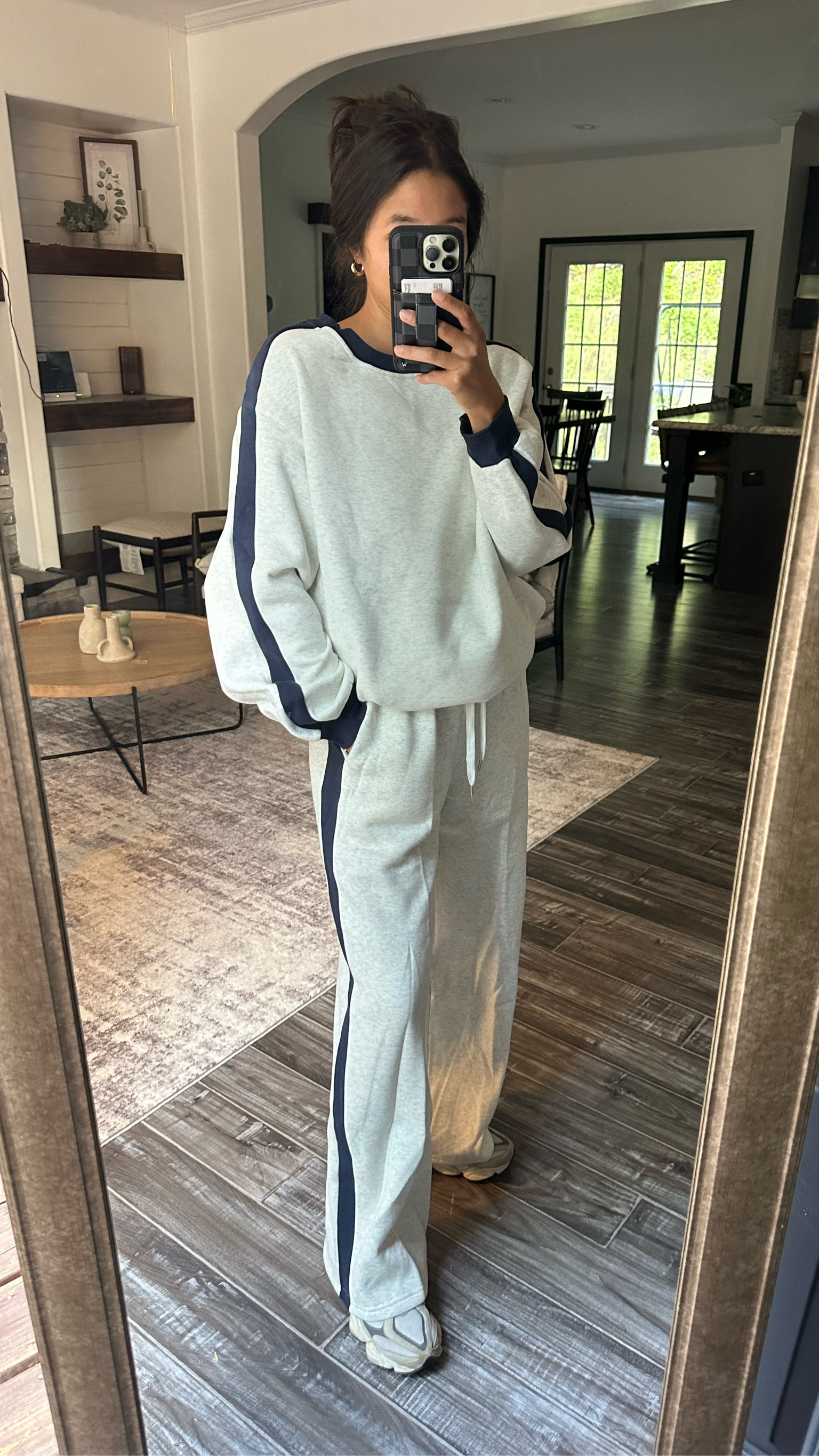 SWEAT SETS | FALL OUTFITS | WINTER OUTFITS | ALO DUPE | LOUNGE OUTFITS 

#LTKFindsUnder50 #LTKFallSale #LTKSaleAlert