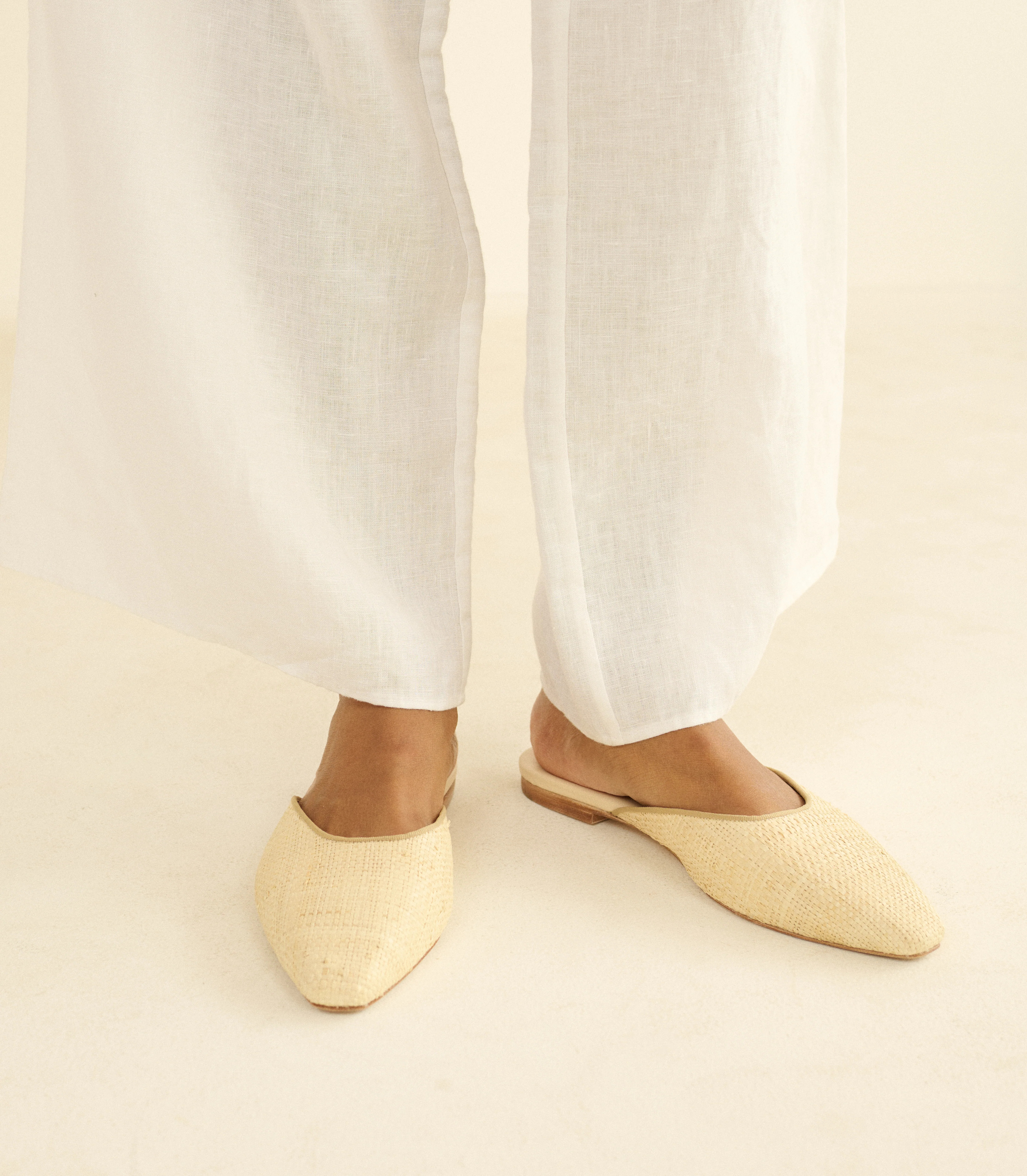 ADAIR SLIDE | DOEN