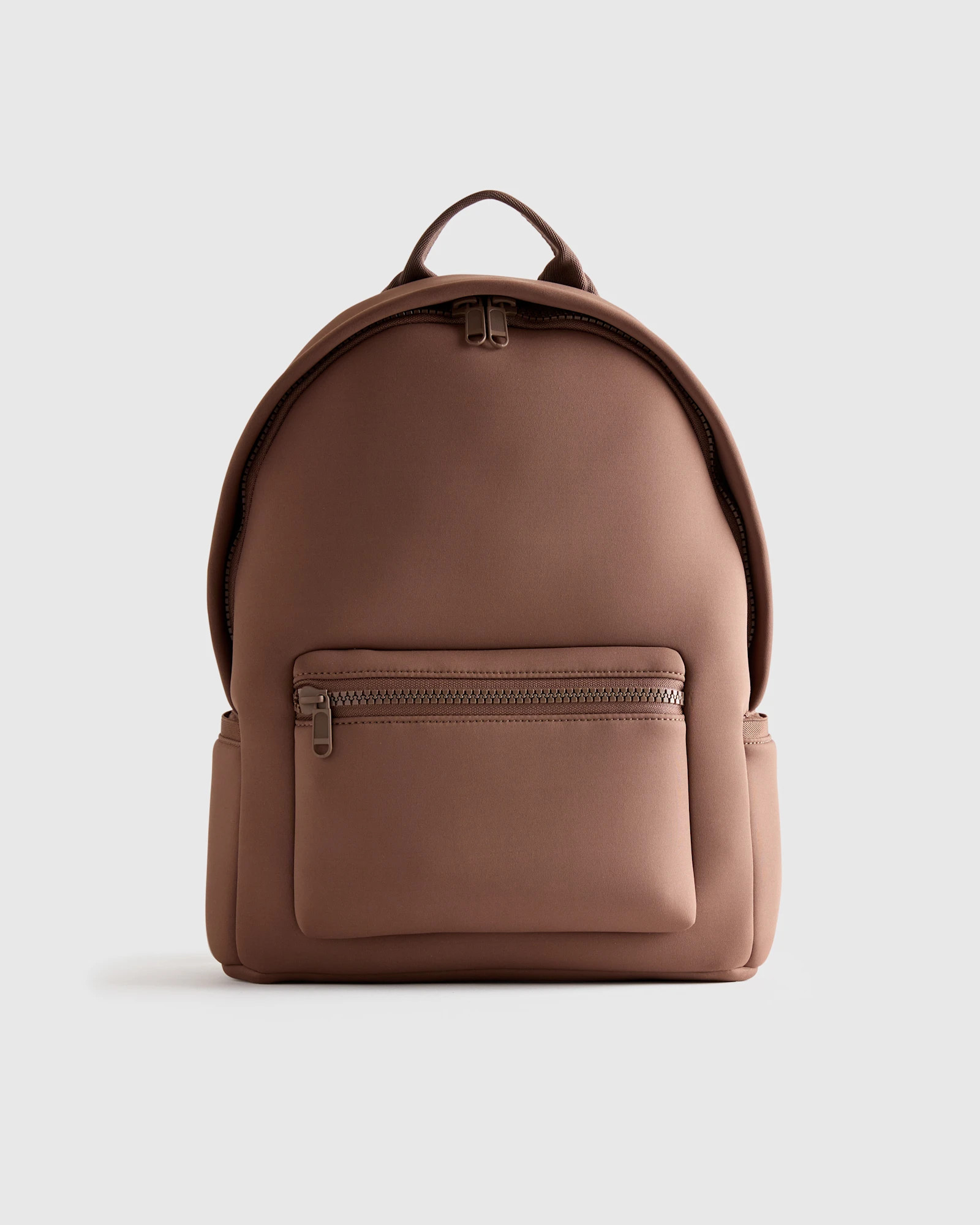 Quince | Women's All-Day Neoprene Backpack in Black | Quince