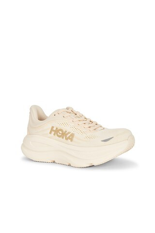 Bondi 9 Sneaker in Vanilla & Birch | Revolve Clothing (Global)