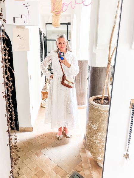 Ootd - Sunday. Dinner at La Mamounia. Wearing a broderie anglaise midaxi dress from Long Tall Sally paired with beige and tan leather Mango crossbody bag a pearl hair clip and slingback shoes with bows (Zara). 



#LTKeurope #LTKnederlands #LTKtravel