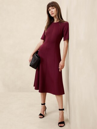 Soft Touch Scuba Seamed Midi Dress | Banana Republic Factory