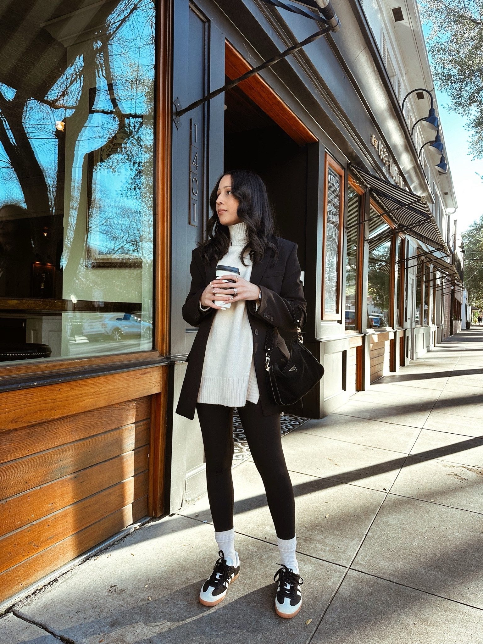 A casual weekend look

#weekendlook #casualfashion #minimaliststyle 

#LTKfindsunder100 #LTKstyletip #LTKshoecrush