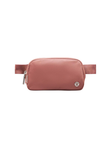 Everywhere Belt Bag Mini | Lululemon (US)