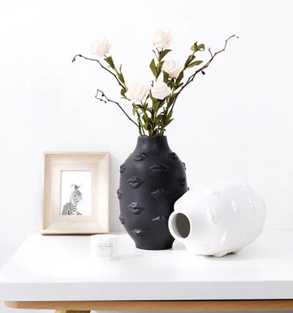 Lips vase art vase, Face mouth nordic vase,modern unique home décor,white Ceramic Vase,Minimalis... | Etsy (US)