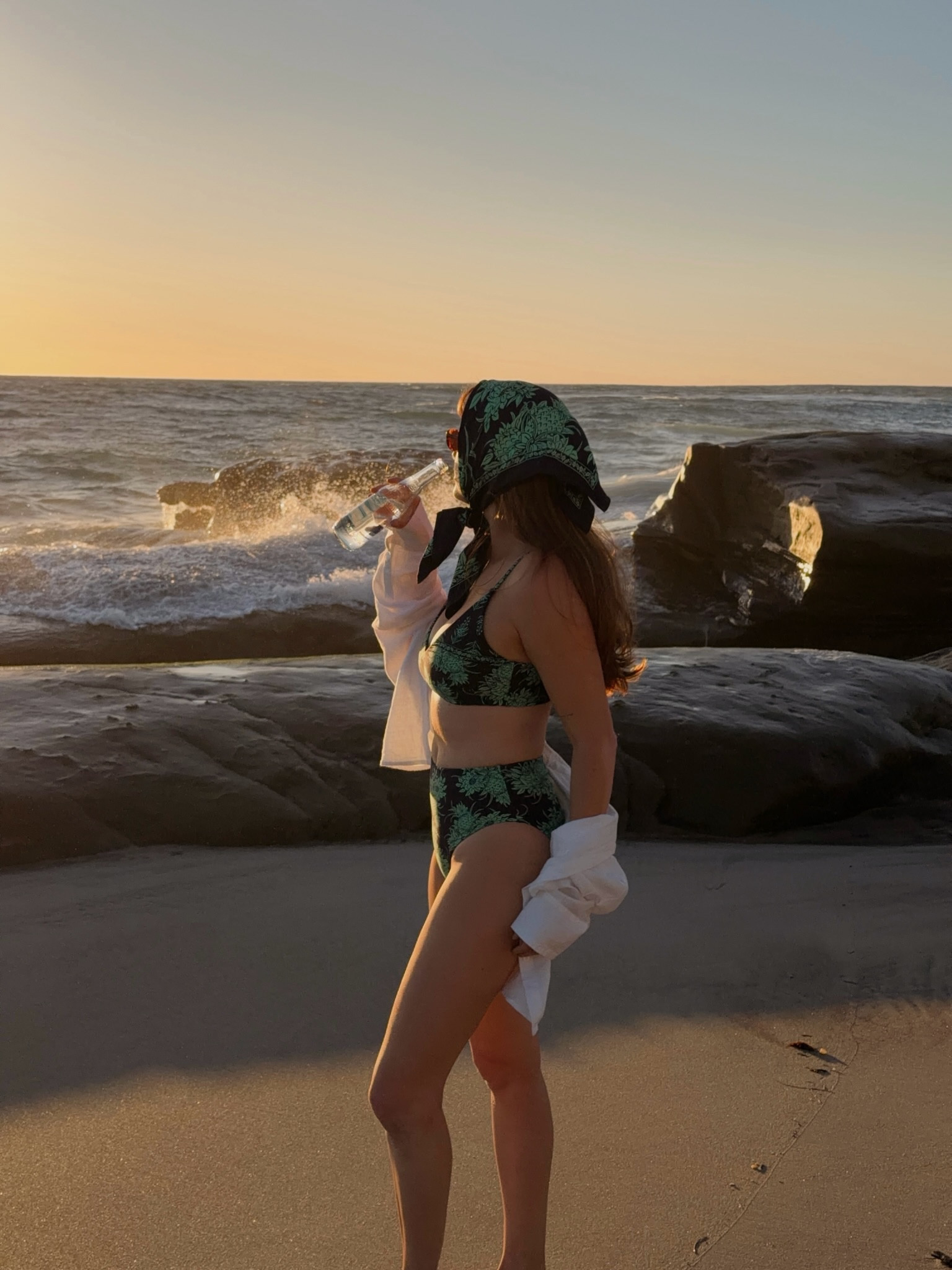 I’ll be living in @jcrew swim until further notice!! 

#summeroutfits #jcrew #beachdays #beachoutfit (ad)