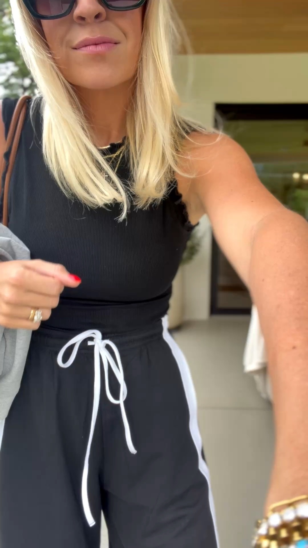 Love this look! Especially for the sports moms!