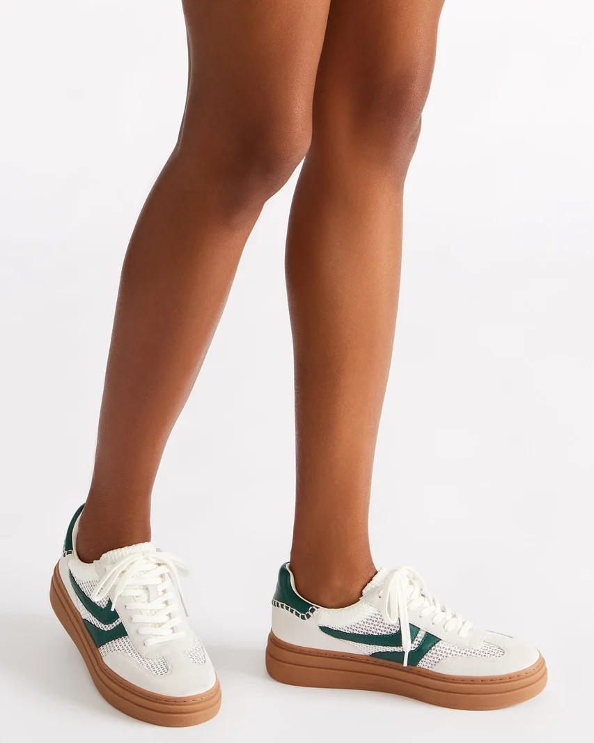 DODGE White/Green Low-Top Platform Sneaker | Women's Sneakers | Steve Madden (US)