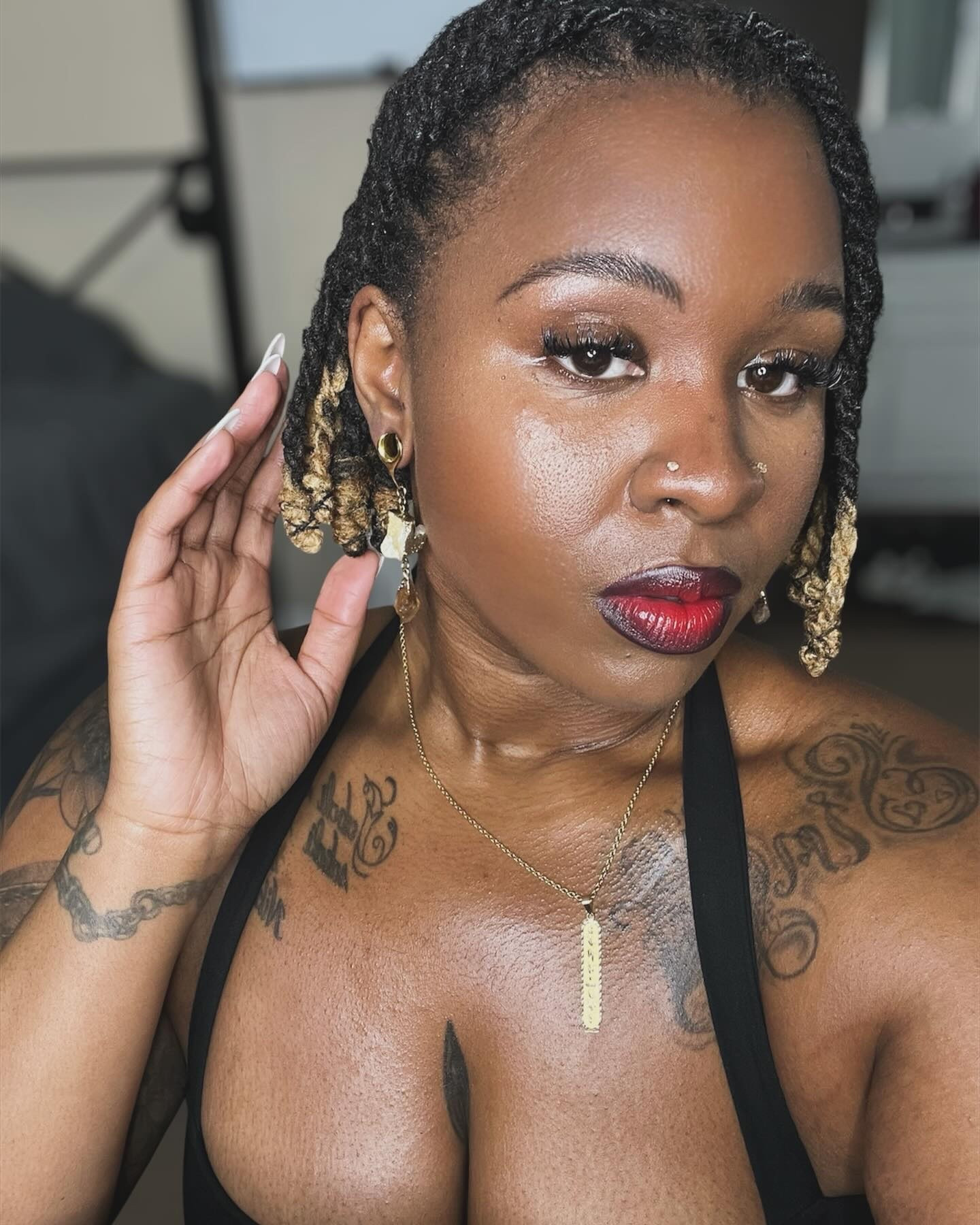 🔥 Serving bold confidence with this red lip combo and glowing skin! I paired The Lip Bar’s “Mastermind” + “Bawse Lady” liquid lipsticks with the sleek edge of NYX “Alien” lip pencil for my lip combo. This radiant glow is all thanks to Kopari’s “Golden Aura Body Oil.” 


#LTKBeauty #LTKFindsUnder50 #LTKStyleTip